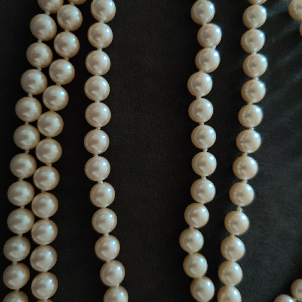 Carolee Multiple String Pearl Necklace - image 4